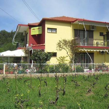 Studios Ermis Kalamítsi Exterior foto