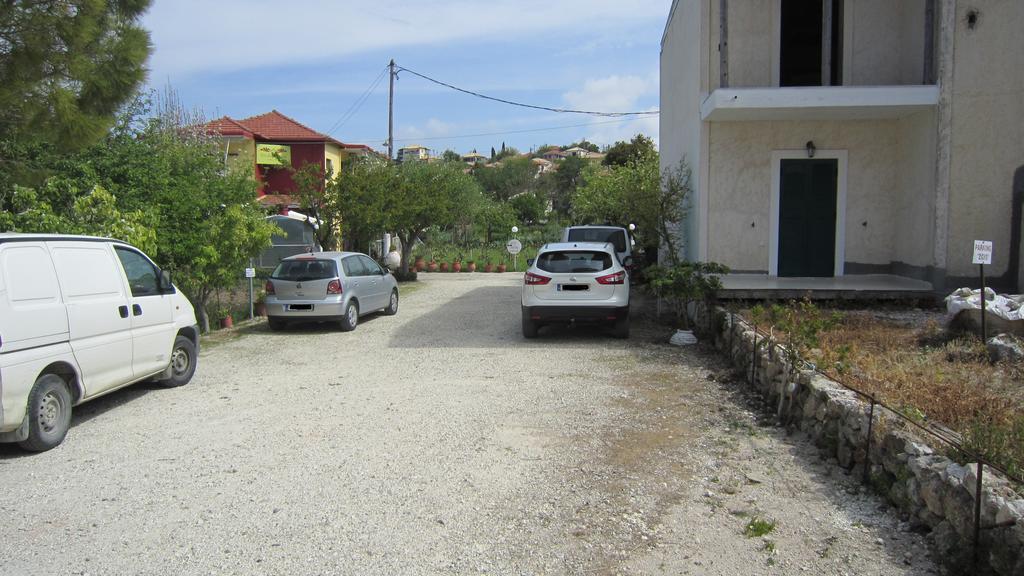 Studios Ermis Kalamítsi Exterior foto